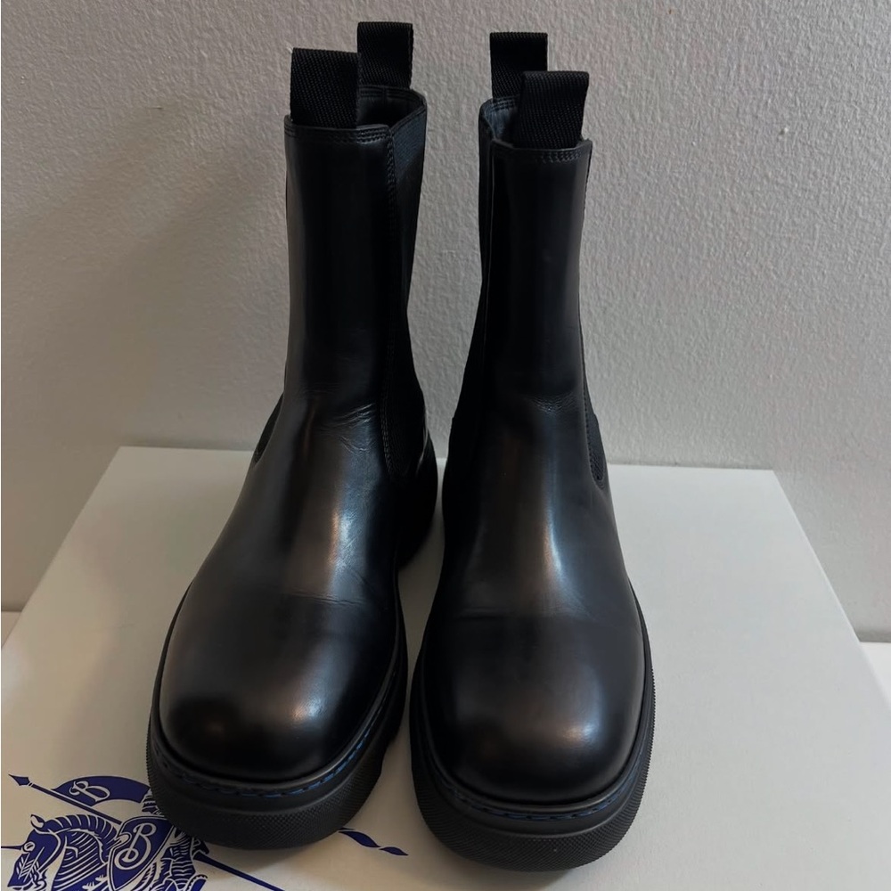 BURBERRY Black Leather Creeper Chelsea Boots - Picture 5 of 16